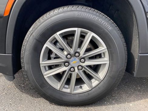Certified 2023 Chevrolet Traverse LT image 22