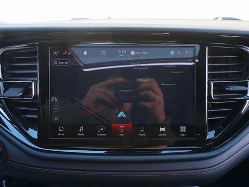 Used 2024 Dodge Durango GT image 15