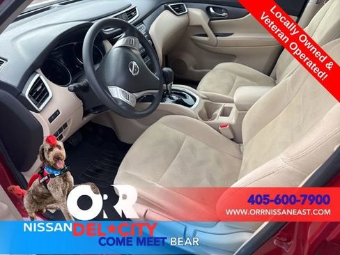 Used 2016 Nissan Rogue S w/ Appearance Package image 3