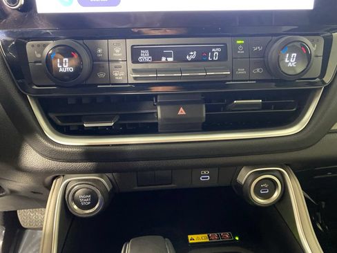 Used 2025 Toyota Grand Highlander FWD image 22