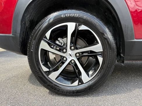 Used 2024 Chevrolet Trax RS w/ Driver Confidence Package FWD image 14