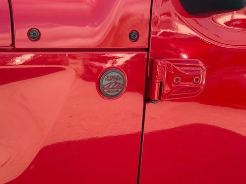 Used 2020 Jeep Wrangler Unlimited Rubicon AWD/4WD image 6
