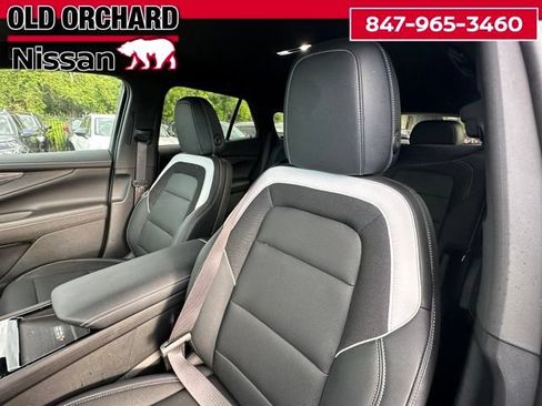 Used 2024 Chevrolet Blazer EV LT AWD/4WD image 12