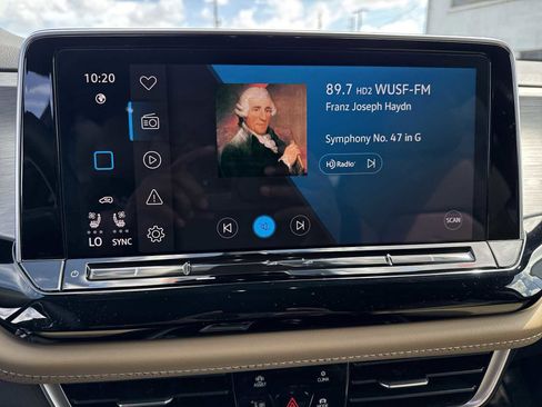 Used 2024 Volkswagen Atlas Cross Sport SE image 27