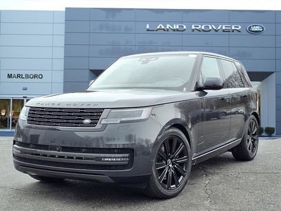 New 2025 Land Rover Range Rover SE