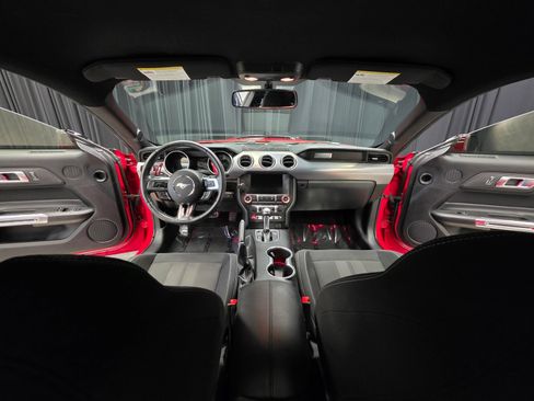 Used 2019 Ford Mustang GT w/ Equipment Group 301A RWD image 2