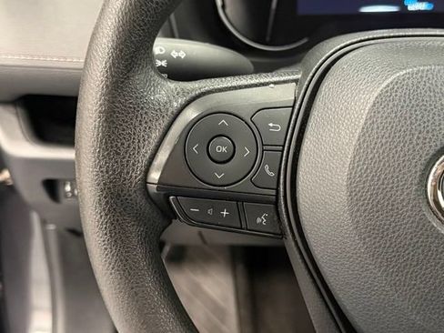 Used 2024 Toyota RAV4 XLE FWD image 18