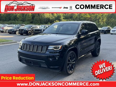 Used 2021 Jeep Grand Cherokee Laredo X AWD/4WD image 1
