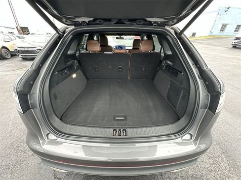 Used 2022 Lincoln Nautilus Reserve w/ Equipment Group 201A image 24