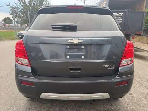 Used 2016 Chevrolet Trax LT AWD/4WD image 4