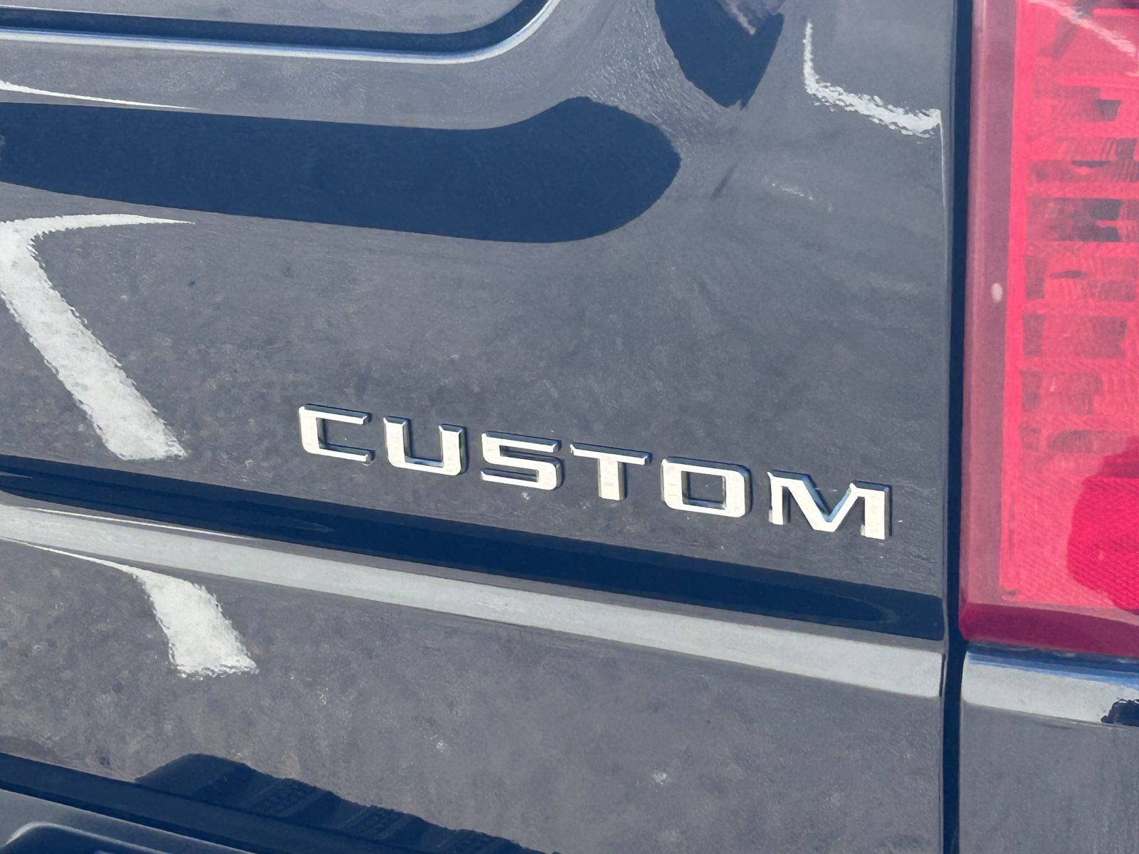 Used 2025 Chevrolet Silverado 1500 Custom Trail Boss AWD/4WD image 9