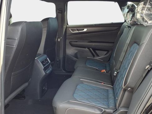 New 2026 Volkswagen Atlas Cross Sport SEL Premium R-Line image 10