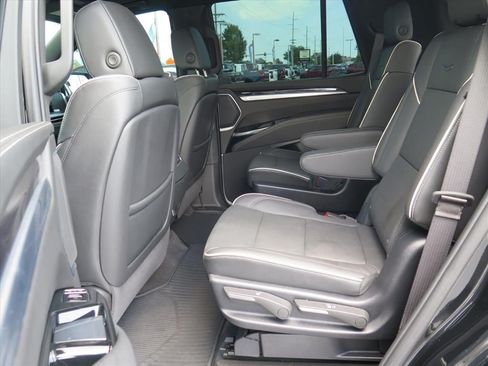 Certified 2025 Cadillac Escalade Sport w/ Touring Package AWD/4WD image 21