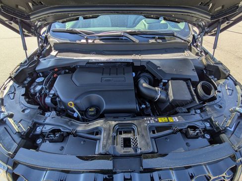 New 2026 Land Rover Discovery Sport Landmark AWD/4WD image 31