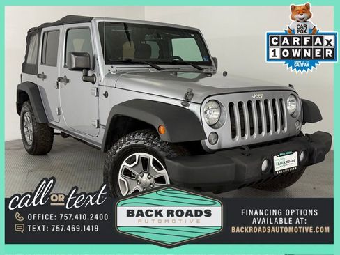 Used 2015 Jeep Wrangler Unlimited Rubicon w/ Connectivity Group AWD/4WD image 1