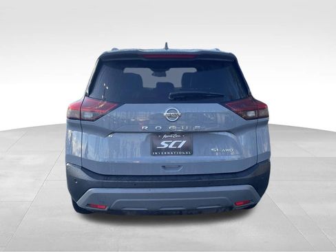 Used 2021 Nissan Rogue SL AWD/4WD image 6