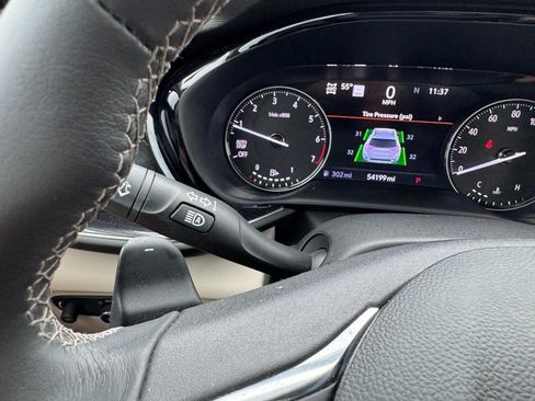 Used 2022 Buick Envision Essence w/ Technology Package I AWD/4WD image 20
