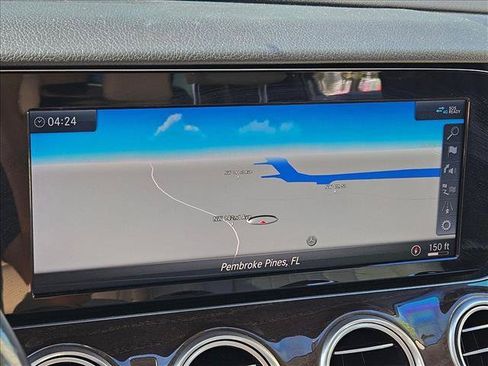 Certified 2019 Mercedes-Benz E 300 4MATIC image 11