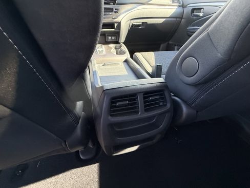 Used 2021 Honda Ridgeline Sport image 33