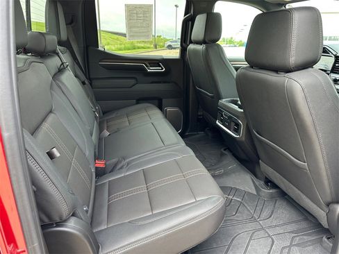 Used 2024 Chevrolet Silverado 1500 High Country w/ High Country Premium Package image 26
