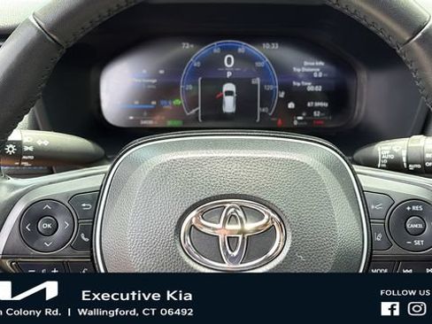 Used 2023 Toyota RAV4 XSE AWD/4WD image 13