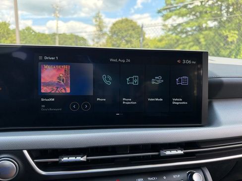 Used 2025 Hyundai Sonata SEL FWD image 10