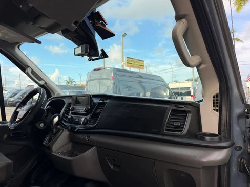 Used 2020 Ford Transit 250 148 High Roof Extended RWD image 17