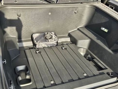 New 2025 GMC Sierra EV Denali image 17