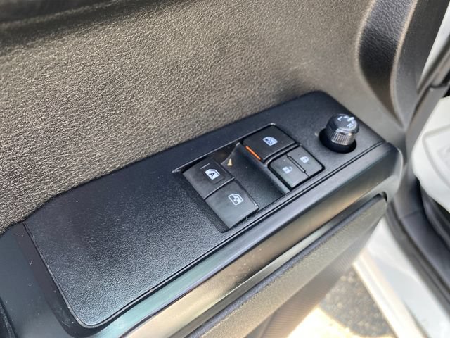 Used 2021 Toyota Tacoma SR RWD image 17