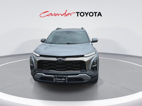 Used 2025 Chevrolet Equinox ACTIV w/ Safety and Technology Package image 3