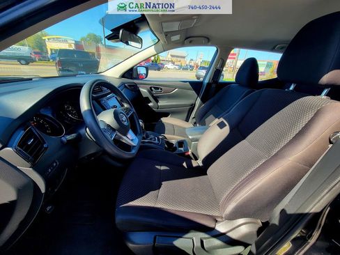 Used 2020 Nissan Rogue Sport S image 8