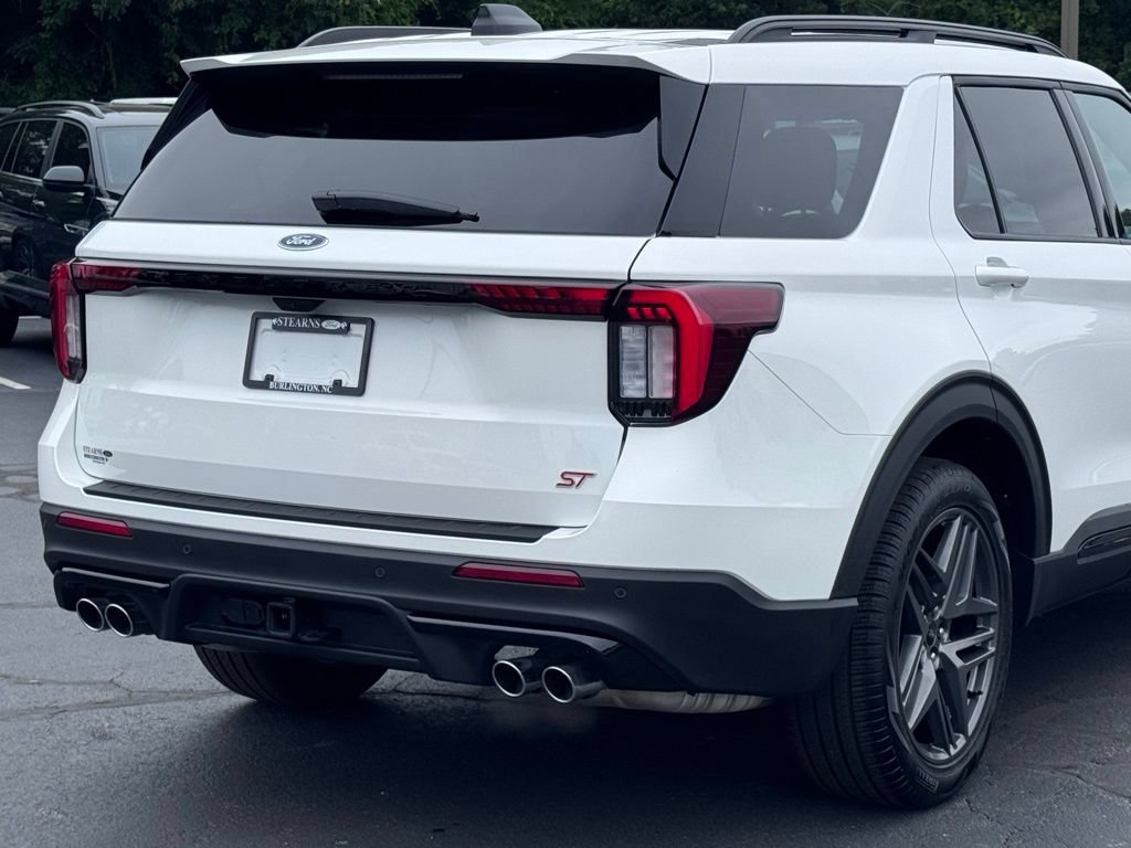 Used 2026 Ford Explorer ST AWD/4WD image 43