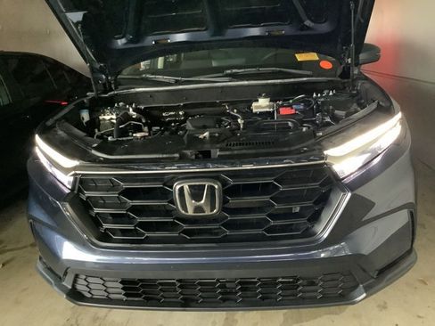 Used 2024 Honda CR-V LX image 23