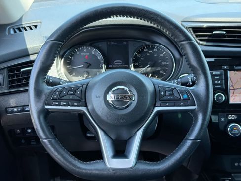 Used 2020 Nissan Rogue SL AWD/4WD image 23