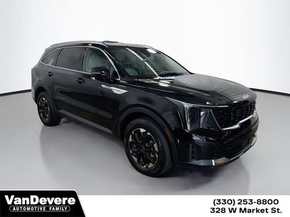 Used 2025 Kia Sorento S