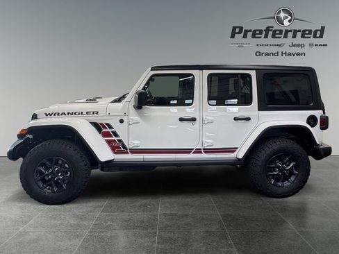 New 2026 Jeep Wrangler Unlimited Sport w/ Dual Top Group AWD/4WD image 11