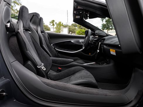 New 2026 McLaren Artura Spider RWD image 23