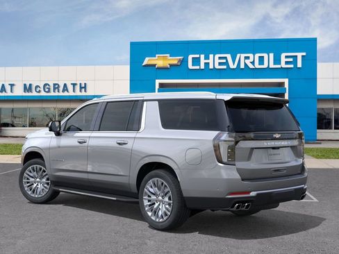 New 2026 Chevrolet Suburban High Country image 3