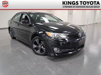 Used 2014 Toyota Camry SE image 1