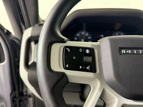 Used 2024 Land Rover Defender 110 X-Dynamic SE image 37