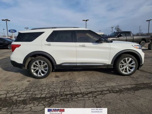 Certified 2022 Ford Explorer Platinum w/ Equipment Group 601A AWD/4WD image 36