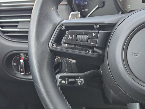 Certified 2024 Porsche Macan GTS image 27