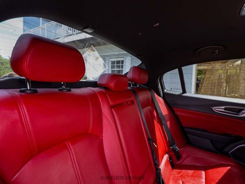 Used 2020 Alfa Romeo Giulia w/ Quick Order Package 22K Sport image 27