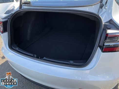 Used 2023 Tesla Model 3 Performance image 8