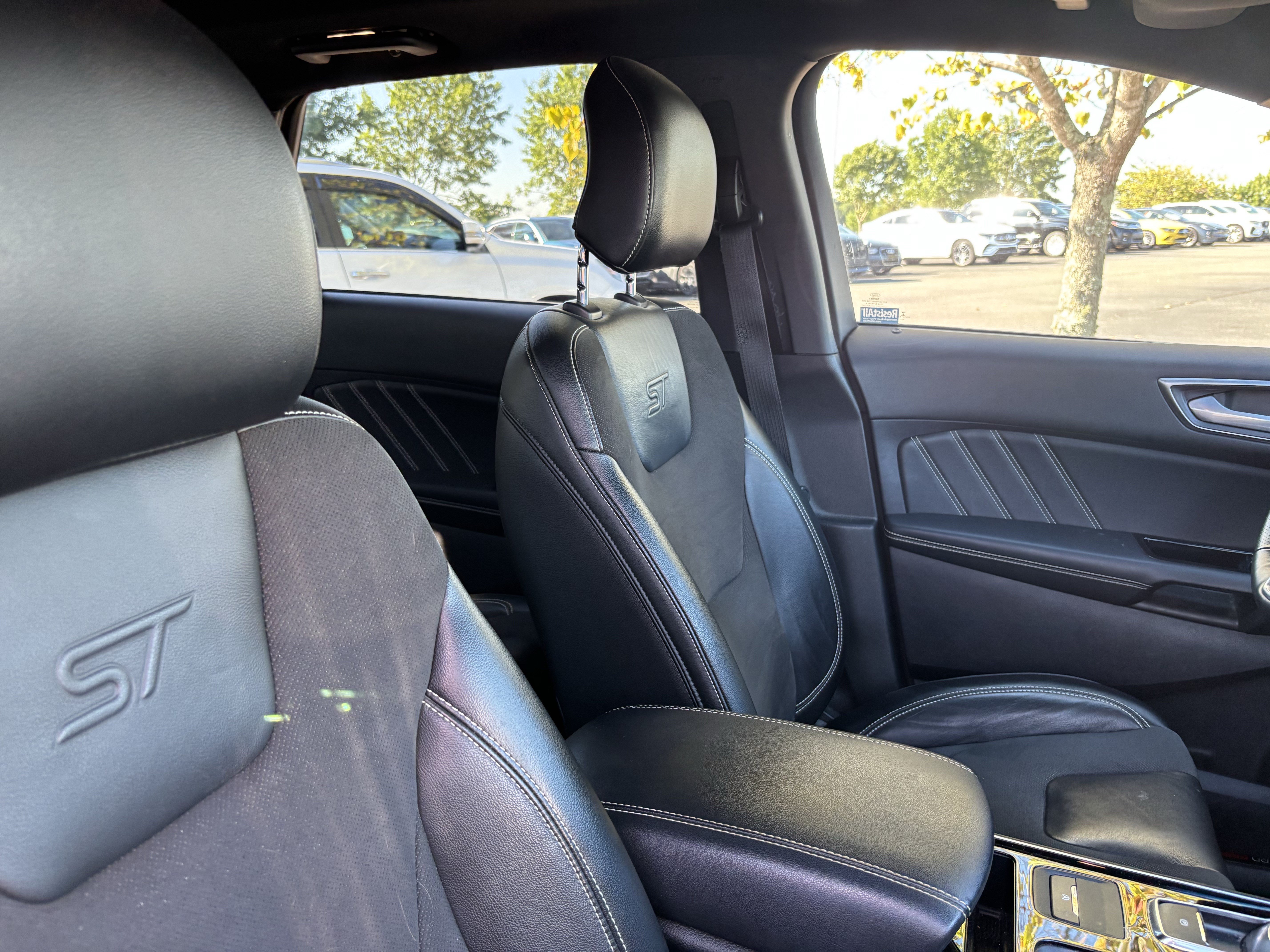Used 2019 Ford Edge ST w/ Convenience Package AWD/4WD image 35