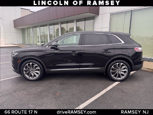 Certified 2023 Lincoln Nautilus Reserve AWD/4WD image 2