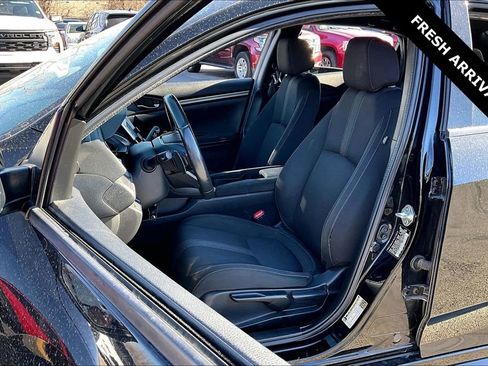 Used 2018 Honda Civic Sport image 19