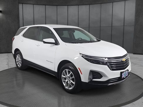 Used 2022 Chevrolet Equinox LT AWD/4WD image 3