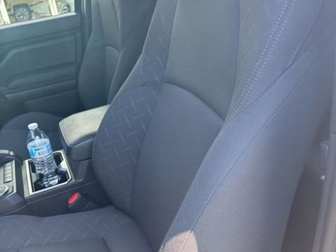 Used 2025 Toyota Tacoma SR5 image 5