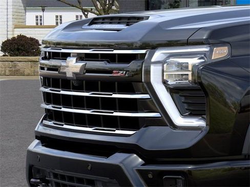 New 2026 Chevrolet Silverado 2500 LT w/ Z71 Chrome Sport Edition image 13